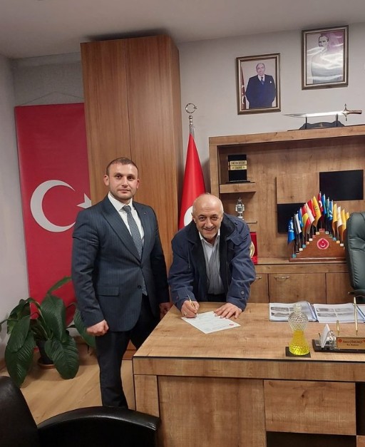İYİ Parti'de peş peşe istifa depremi: MHP'ye üye oldular